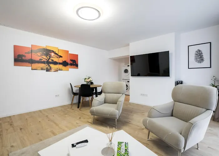 Breeze - Modern Escape In Pipera * Bukarest