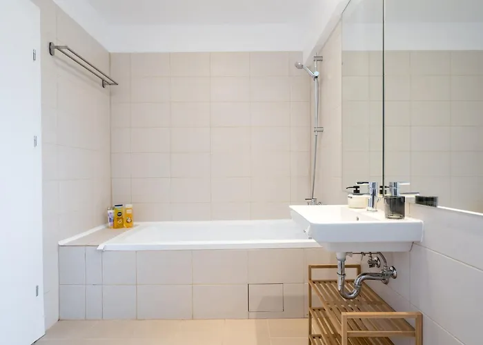 Breeze - Modern Escape In Pipera * بوخارست