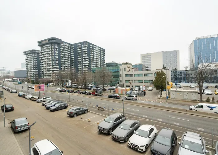 Breeze - Modern Escape In Pipera Boekarest